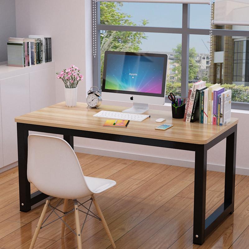 Bureau d'ordinateur simple pour le bureau à domicile