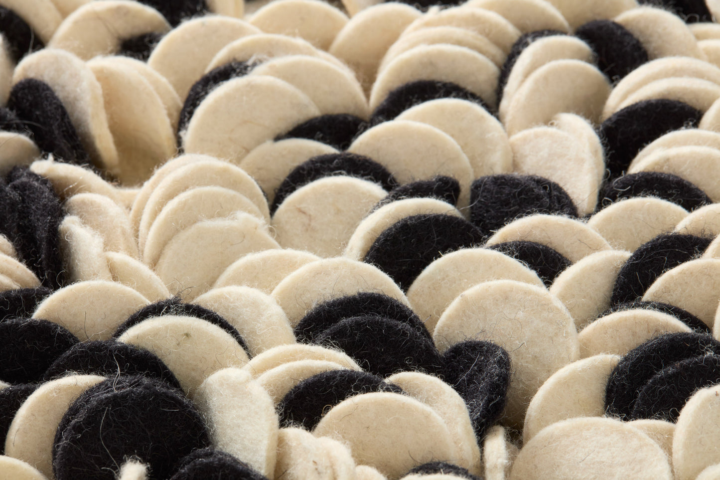 Salt Pepper Black / Ivory
