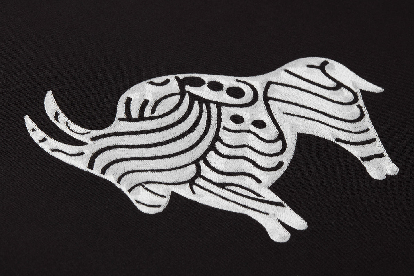 Beeste Black / Ivory