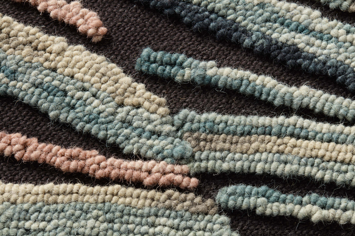 Bluster Black / Multi