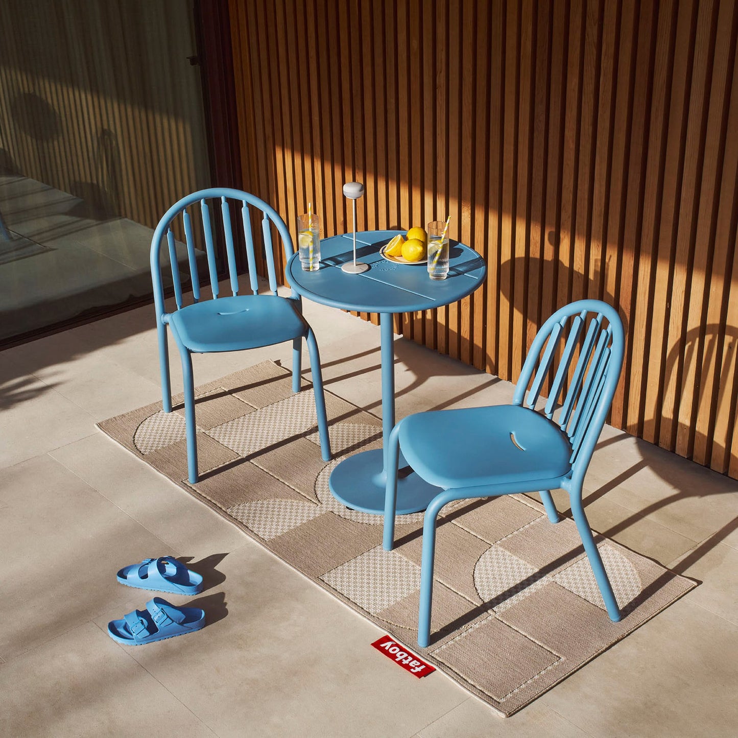 Fred's Bistro Set 1 Round Table + 2 Chairs