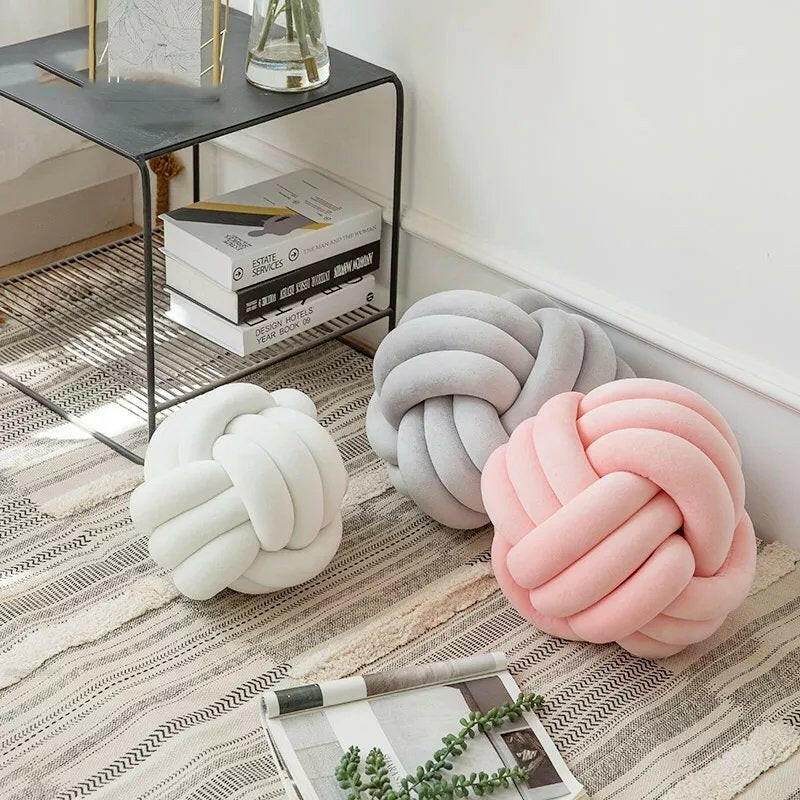 Knotted Ball Throw Pillow - Austrige™