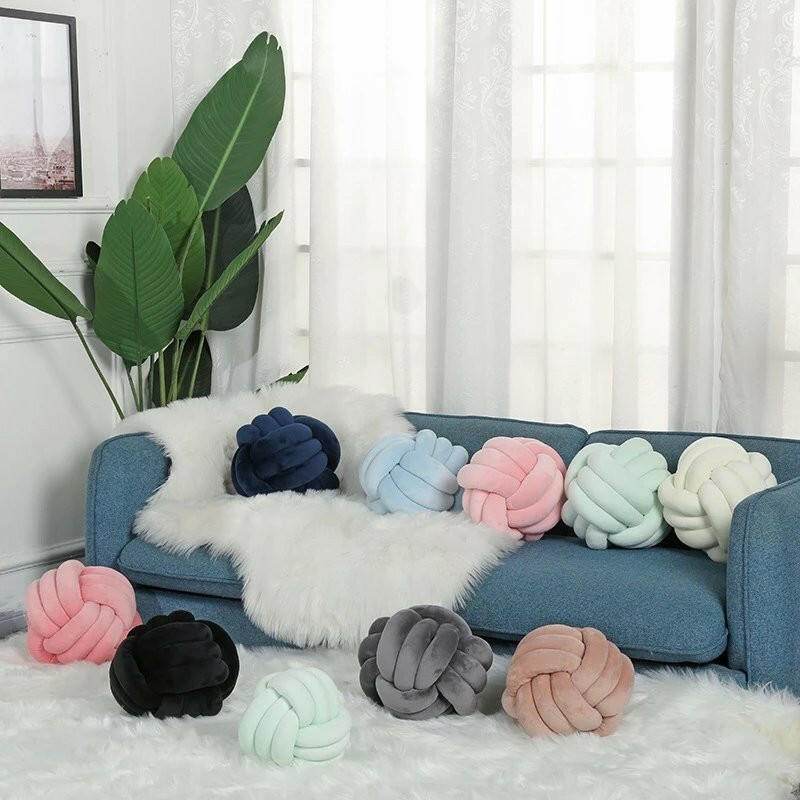 Knotted Ball Throw Pillow - Austrige™