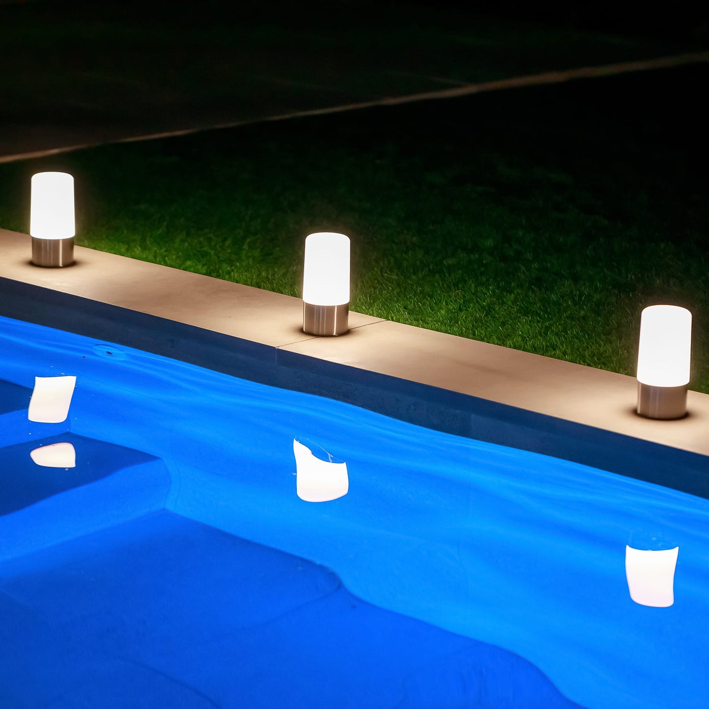 Maia Rechargeable Table Lamp