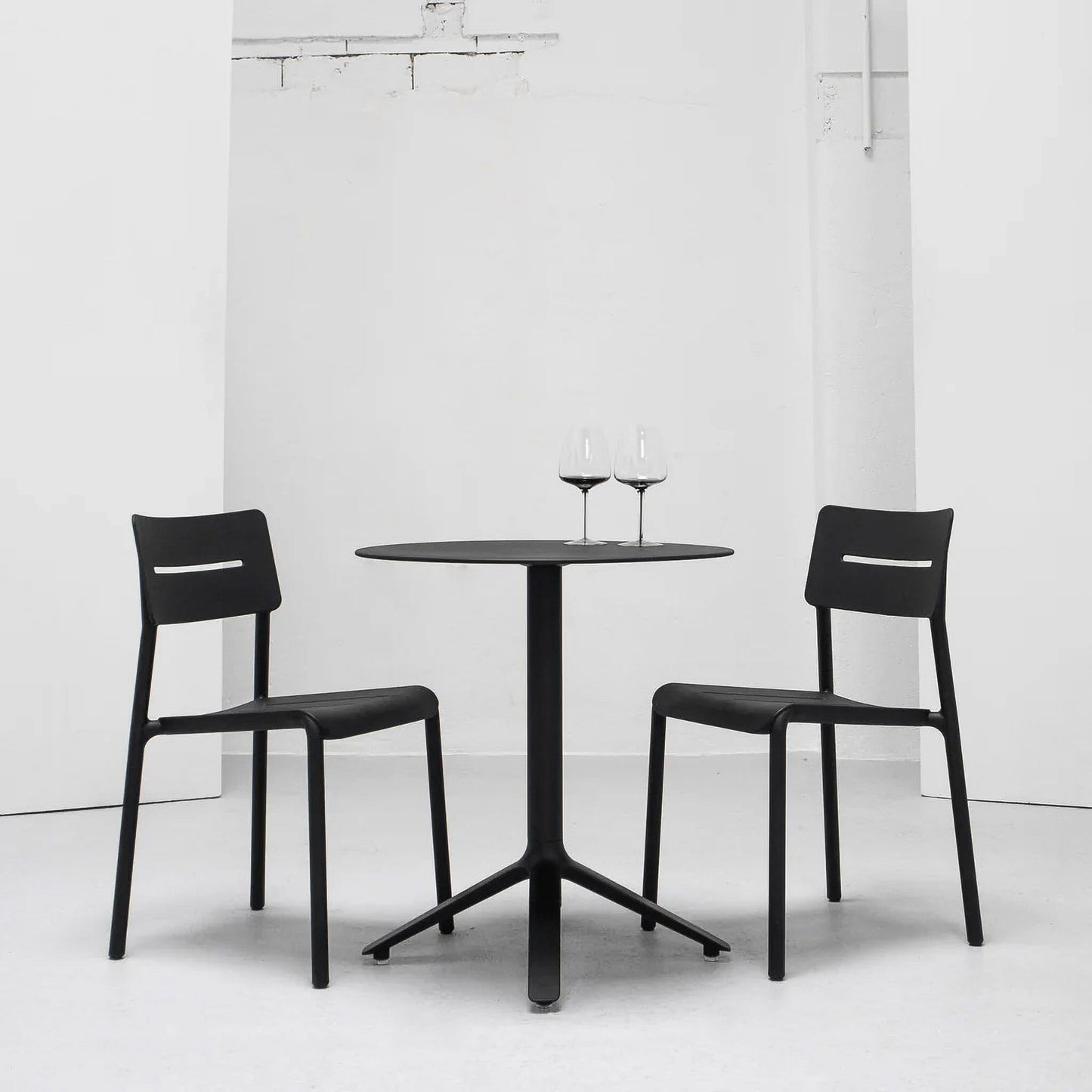 OUTO Chair Indoor & Outdoor