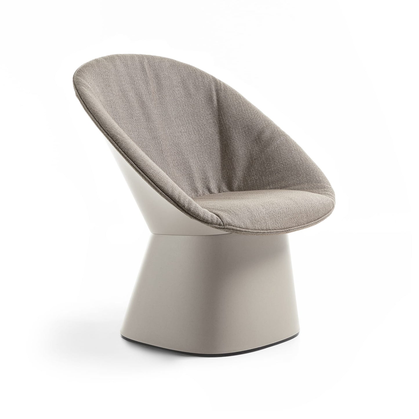 Sensu Lounge Chair Indoor & Outdoor