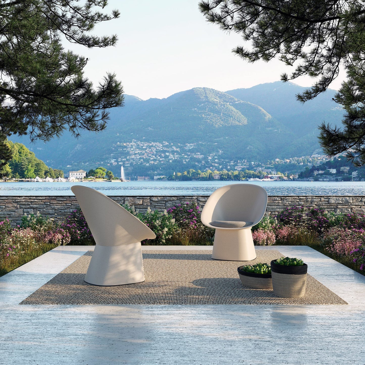 Sensu Lounge Chair Indoor & Outdoor