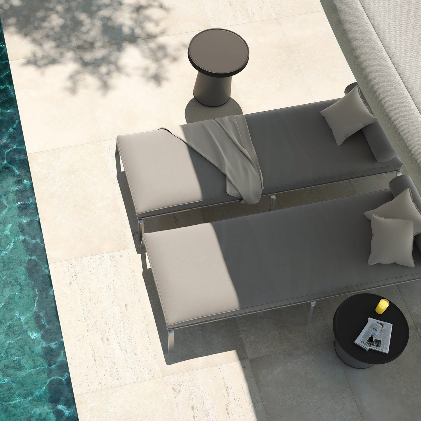 Thick Top Side Table Indoor & Outdoor