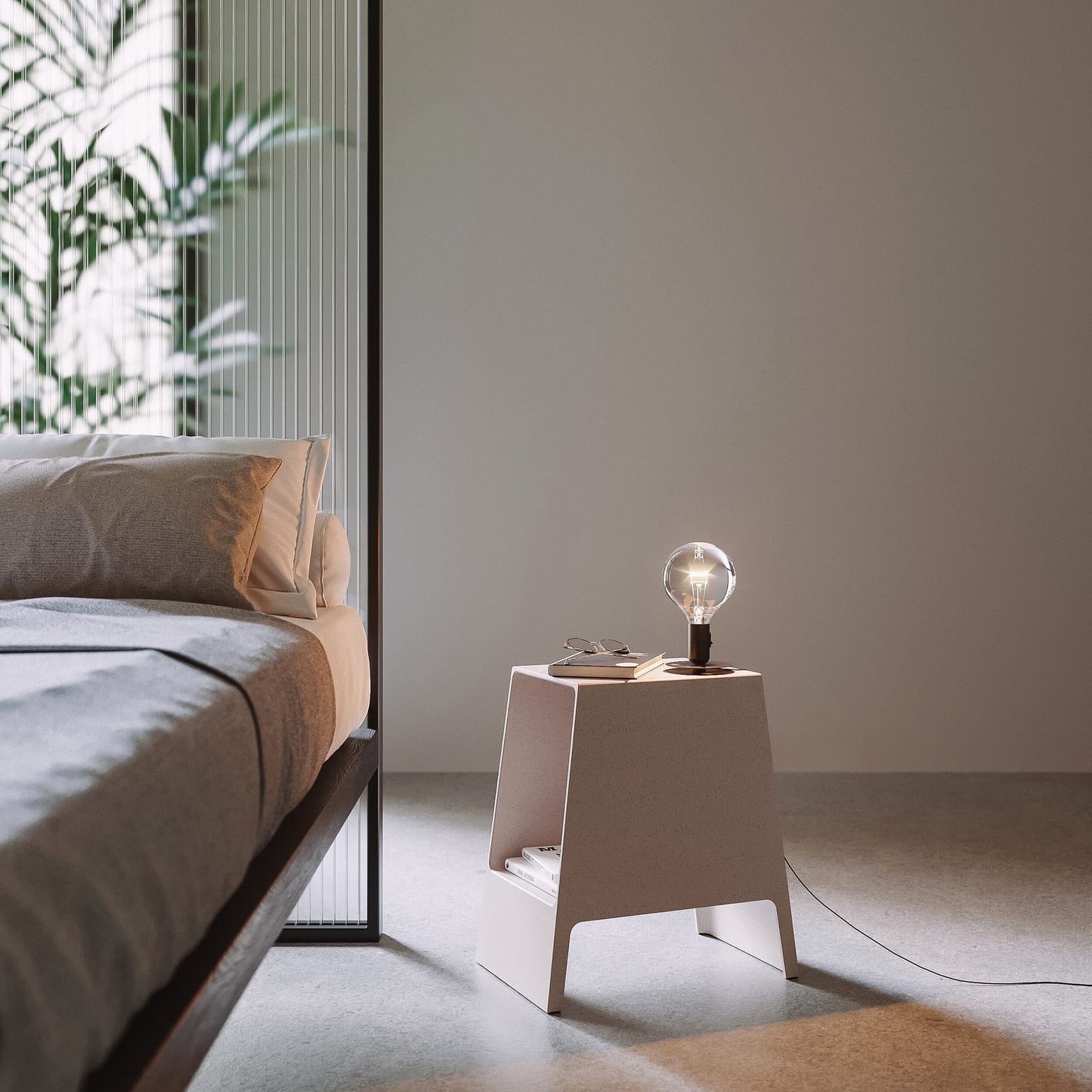 TOMO End Table Indoor & Outdoor