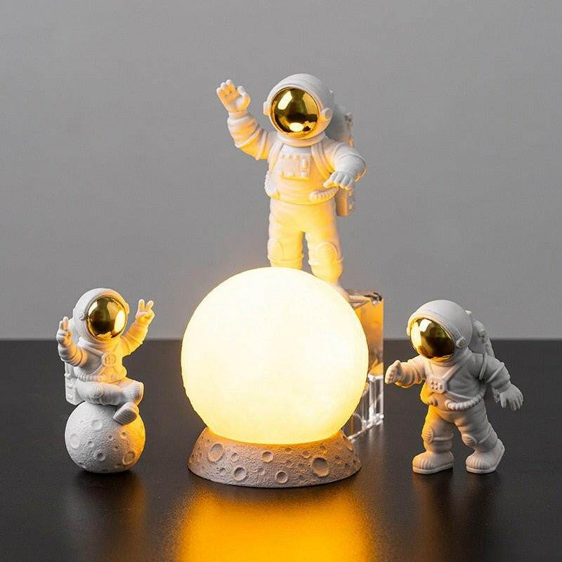 Astronaut and Moon Home Decor Set - Austrige™