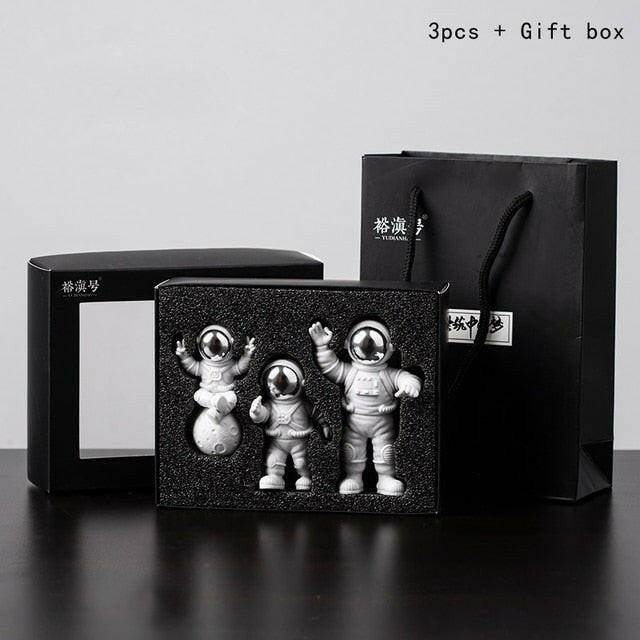 Astronaut and Moon Home Decor Set - Austrige™