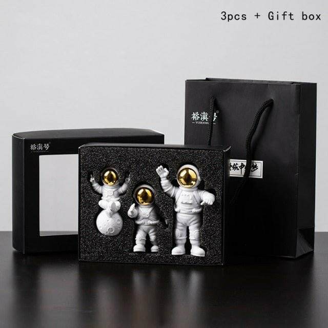 Astronaut and Moon Home Decor Set - Austrige™