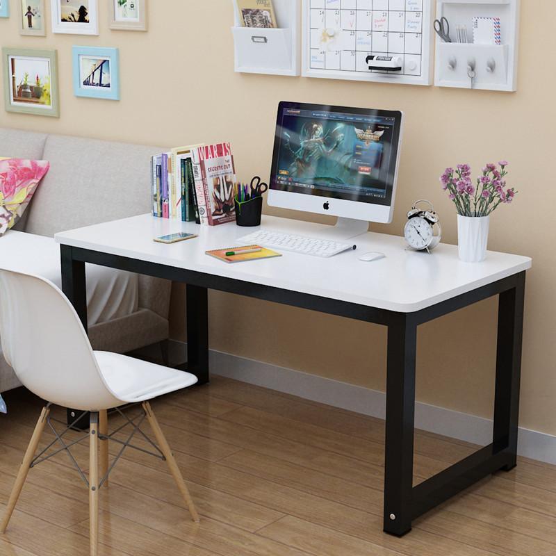 Bureau d'ordinateur simple pour le bureau à domicile