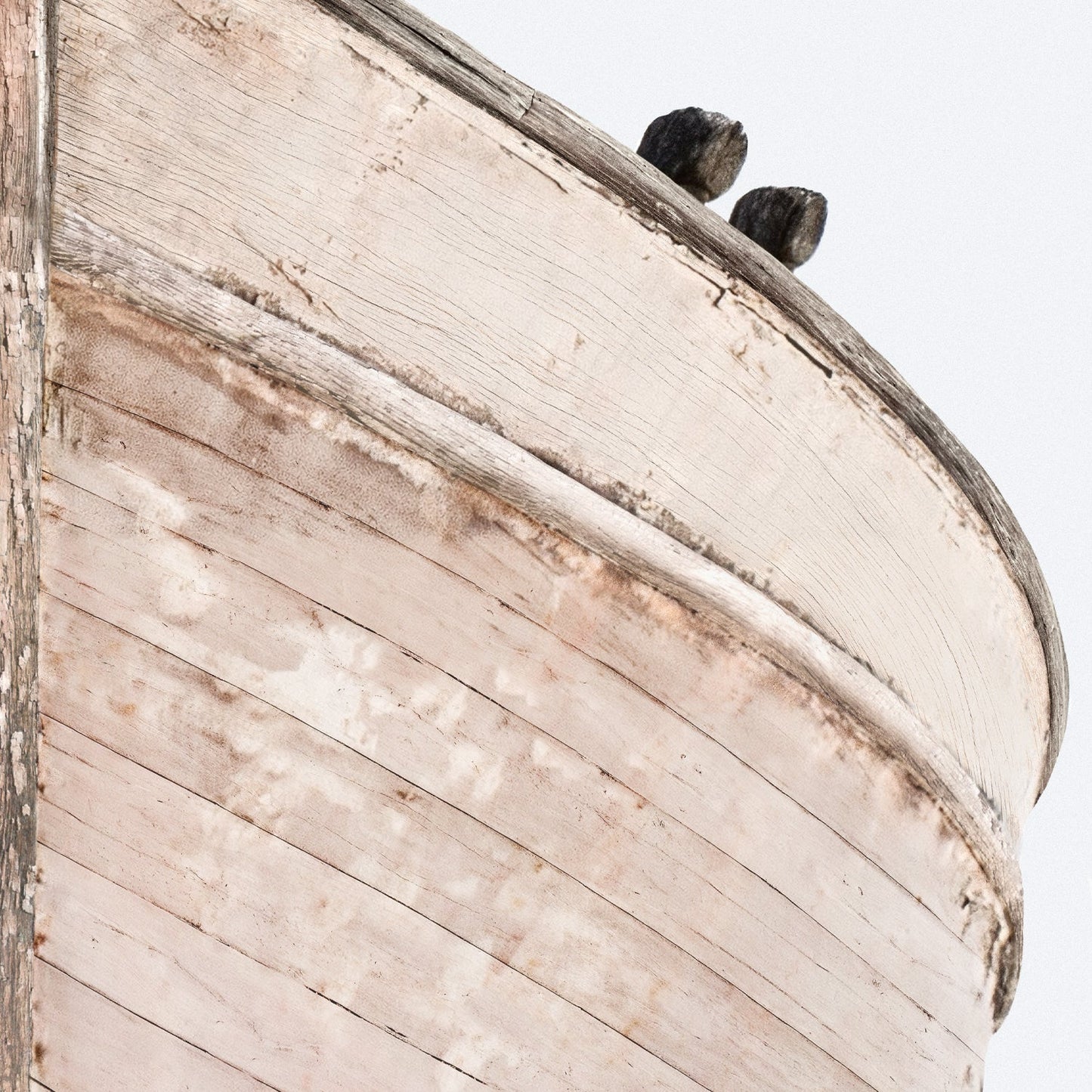 Seaworn Bows VI