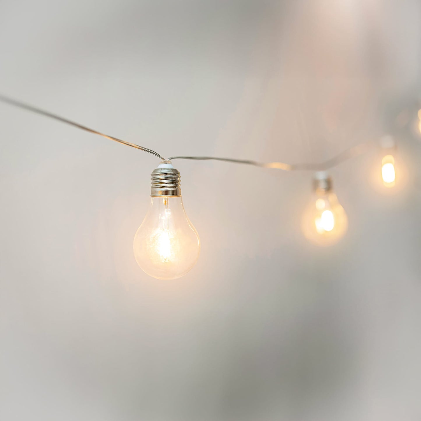 Stella Solar-charged Garland