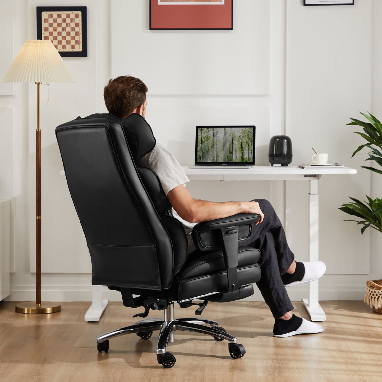 Bureau et chaise de bureau administratif à domicile