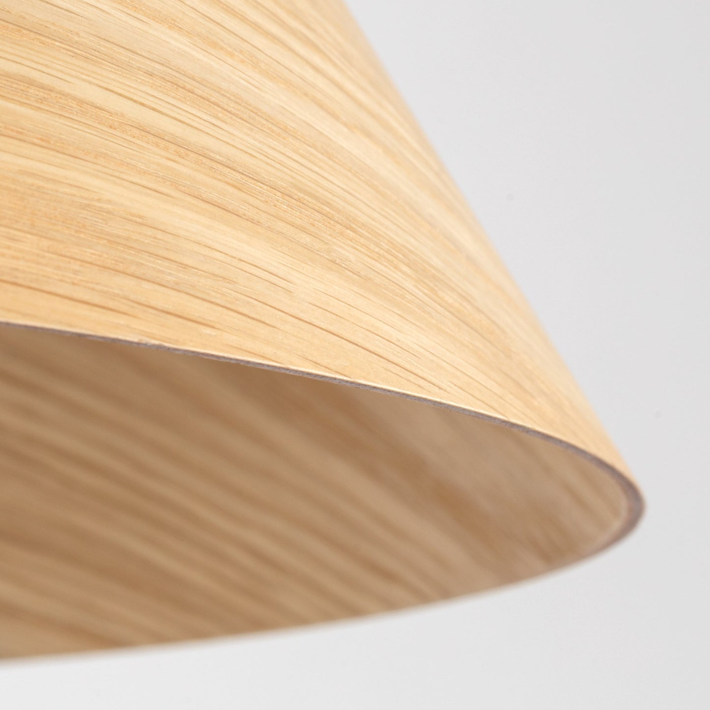 SOLIS Wood Scandinavian Pendant Lamp