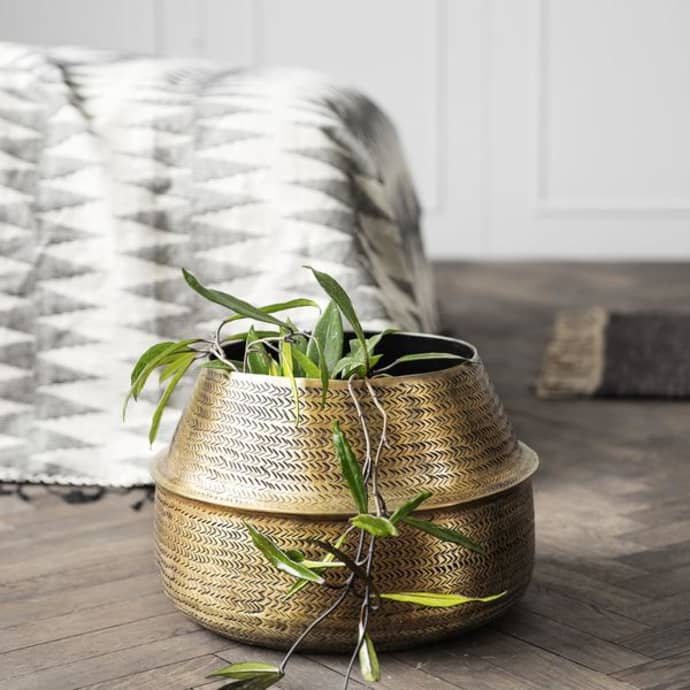 Aleta - Rattan Brass Finish Planter