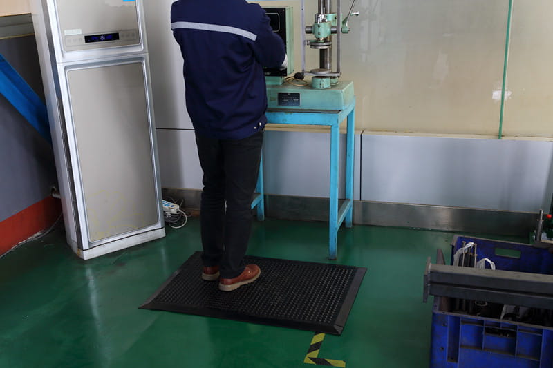 Anti-Fatigue Rubber Floor Mat Dome Hollow Anti-static