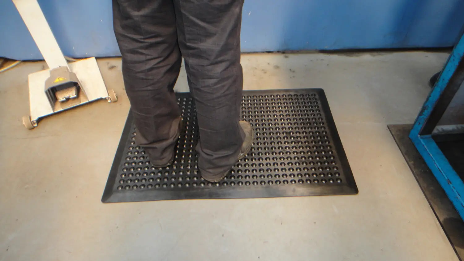 Anti-Fatigue Rubber Floor Mat Dome Hollow Anti-static