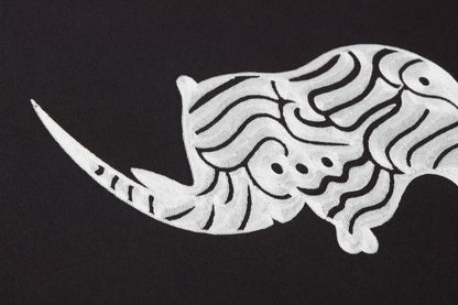 Kifaru Black / Ivory