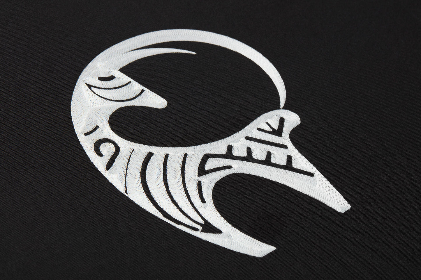 Kondoo Black / Ivory