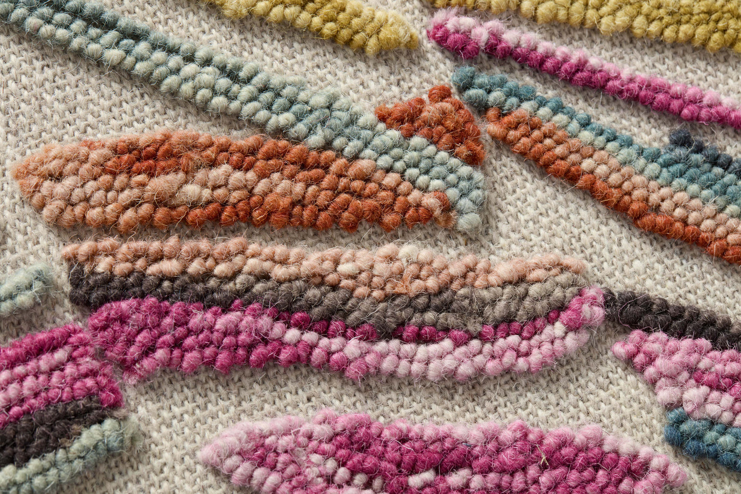 Swept Up Beige / Multi
