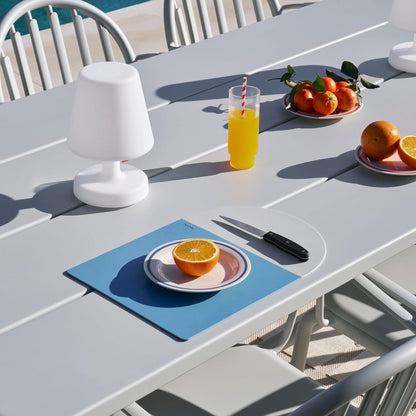 Fred's Table 6 to 8-places