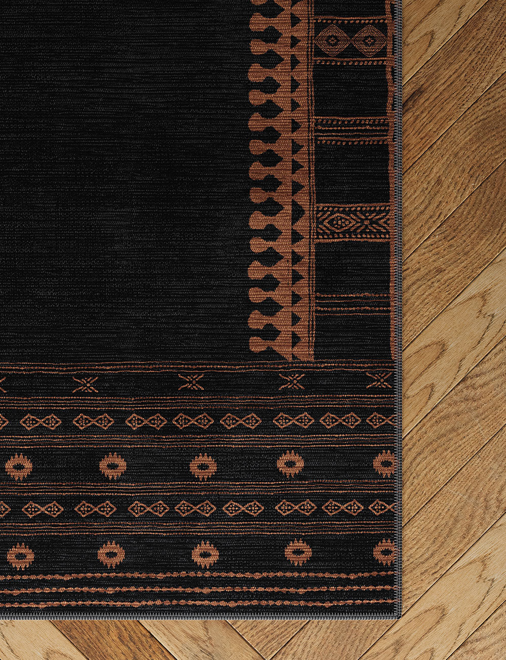 Mazela Black Rug