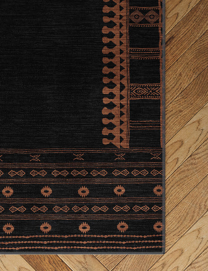 Mazela Black Rug