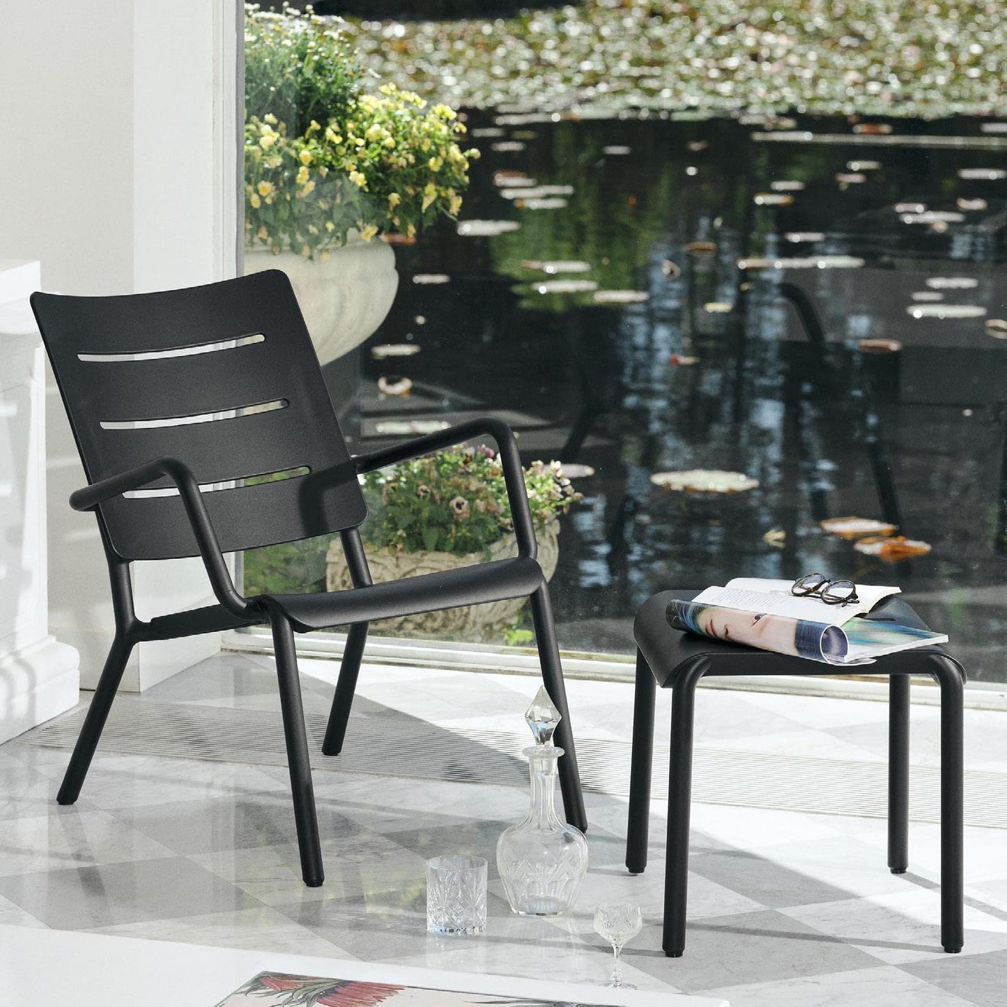 OUTO Lounge Chair Indoor & Outdoor