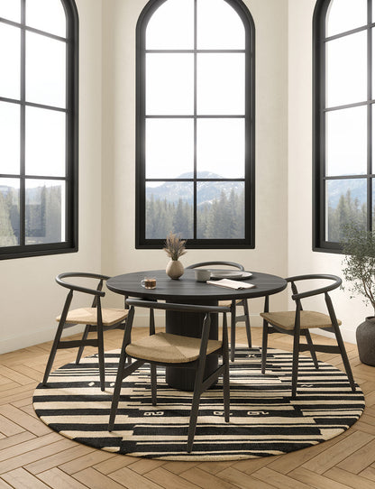 Xelara Natural Black Rug