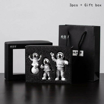 Astronaut and Moon Home Decor Set - Austrige™