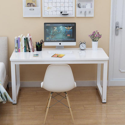 Bureau d'ordinateur simple pour le bureau à domicile