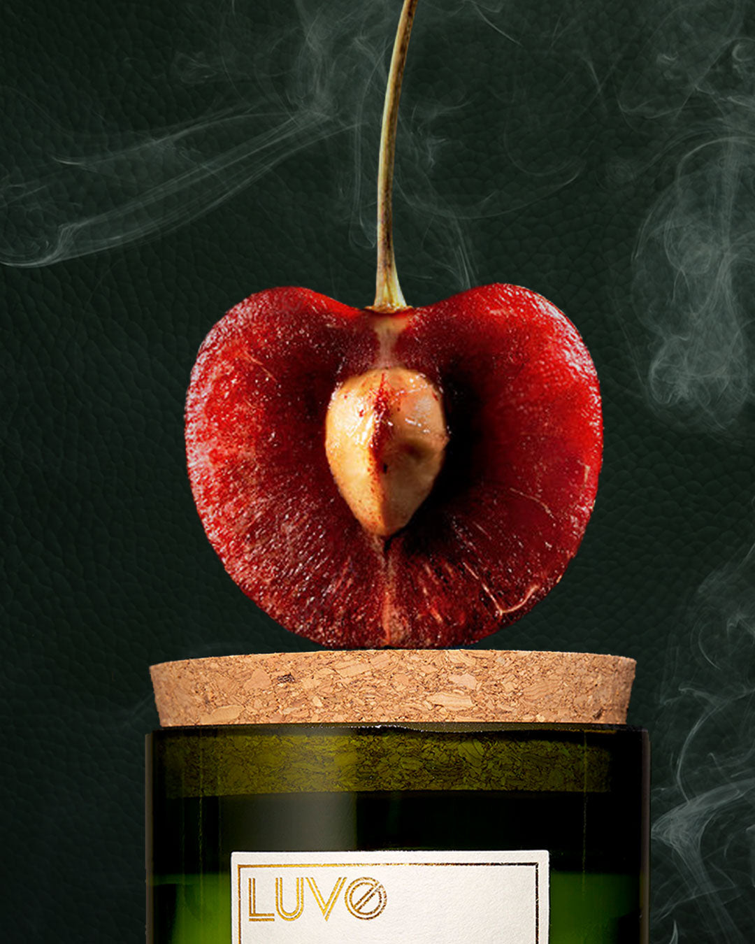 賓櫻桃與皮革木芯香氛蠟燭