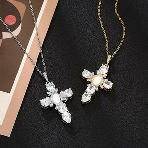 Cross Crystal Necklace | Jewelry | Cross | Austrige