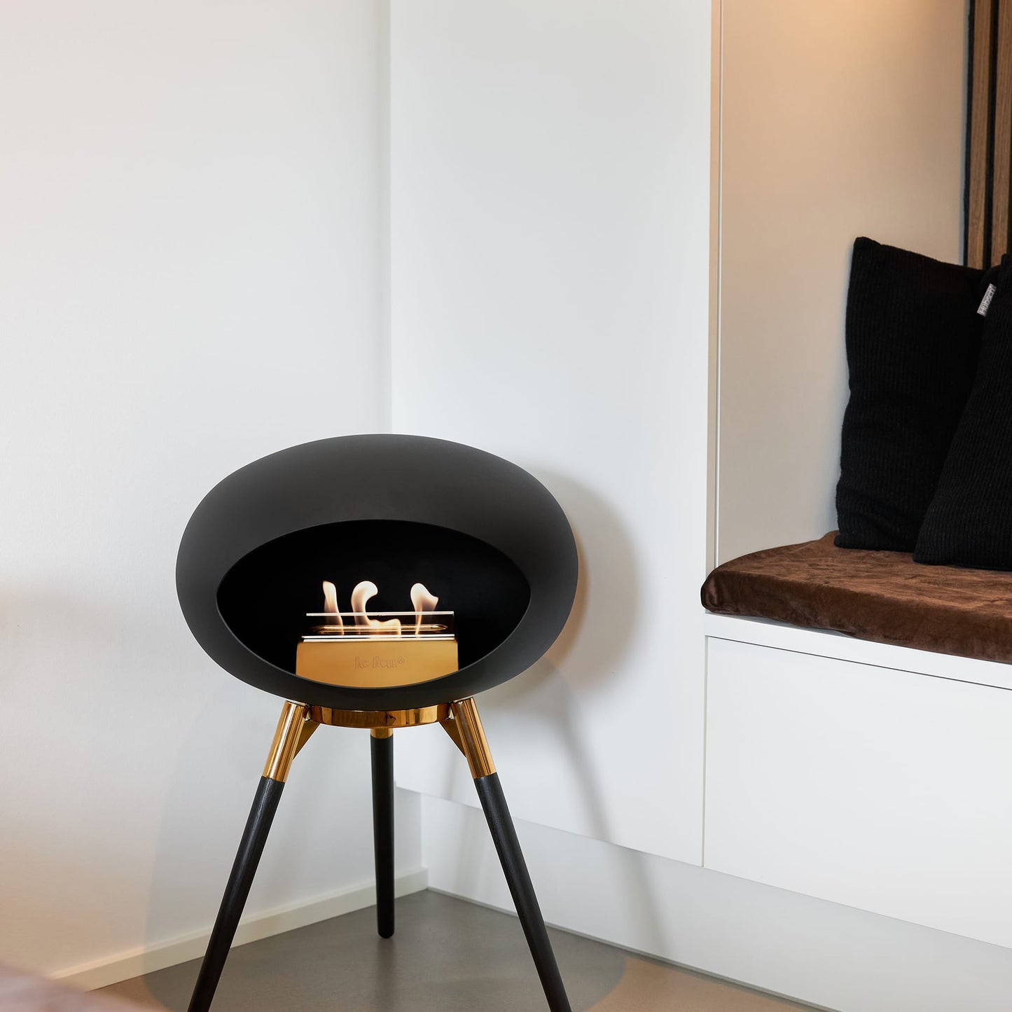 Le Feu Ground Low Dome Black