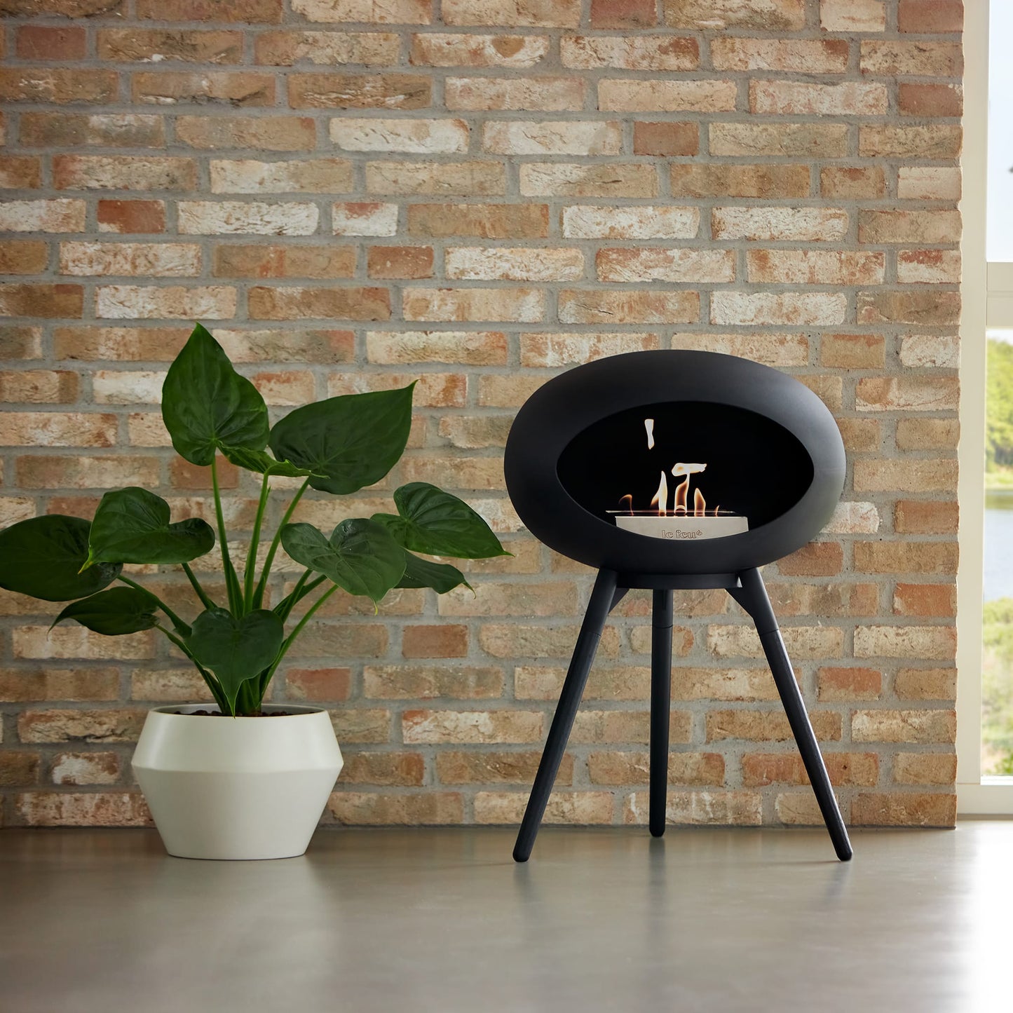 Le Feu Ground Low Dome Black