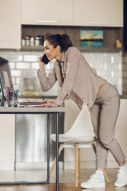 Les 10 conseils ergonomiques pour un bureau à domicile